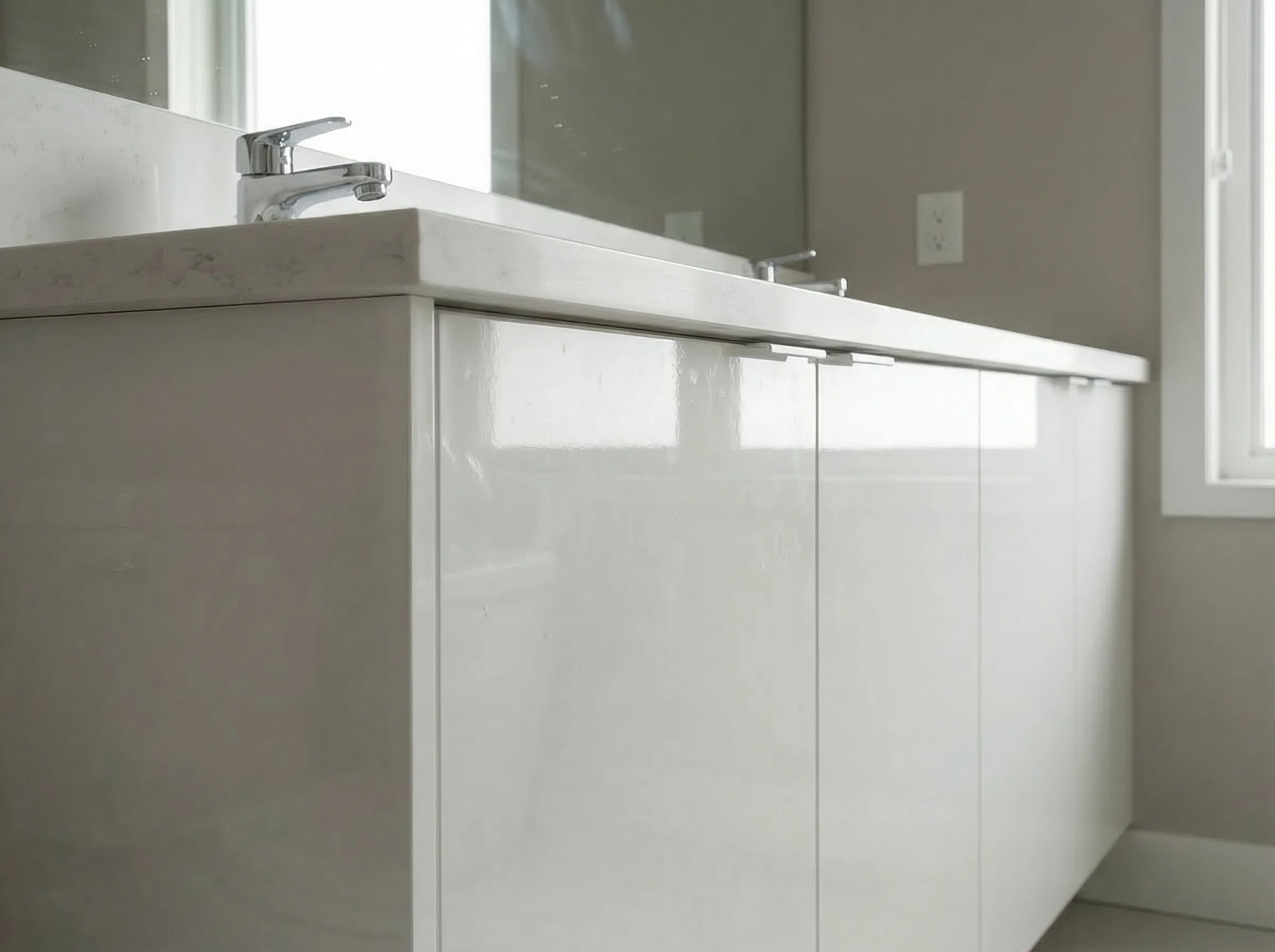 Blanco Gloss 3